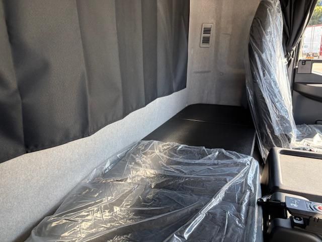 MITSUBISHI FUSOU FIGHTER 2025 Image 31