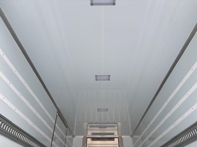 MITSUBISHI FUSOU FIGHTER 2025 Image 31