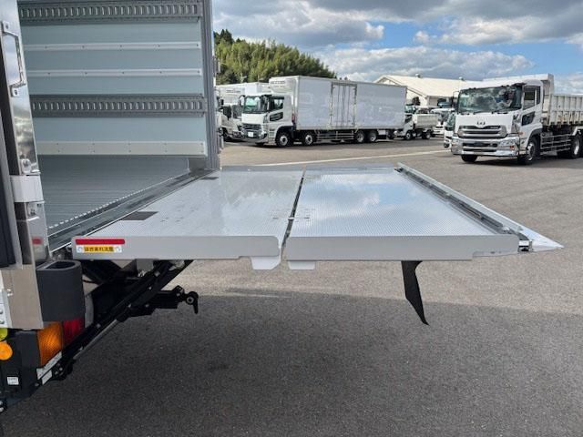 MITSUBISHI FUSOU FIGHTER 2025 Image 31