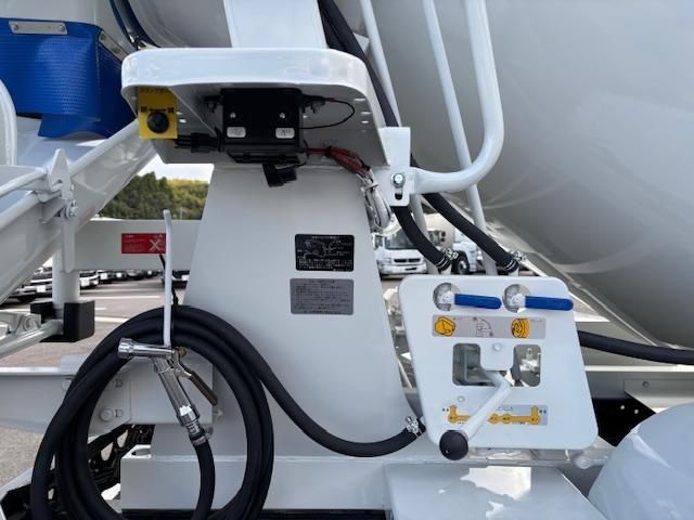 MITSUBISHI FUSOU FIGHTER 2025 Image 31