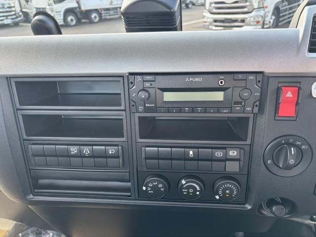 MITSUBISHI FUSOU FIGHTER 2025 Image 31