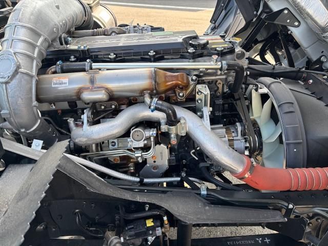 MITSUBISHI FUSOU FIGHTER 2025 Image 31