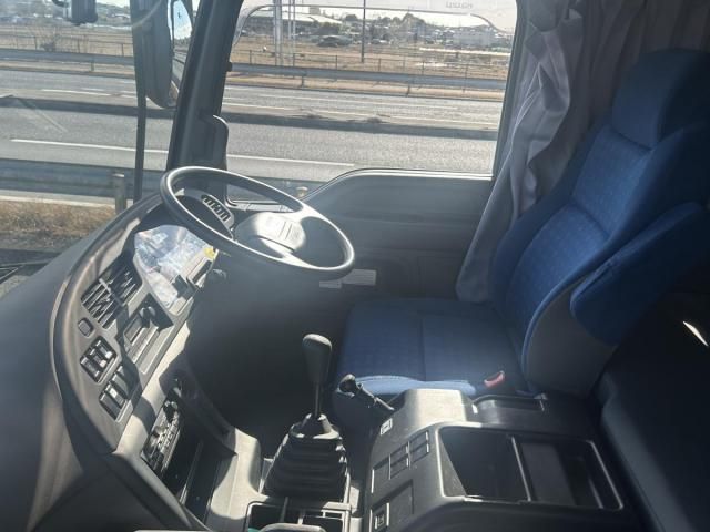 ISUZU GIGA 2015 Image 31