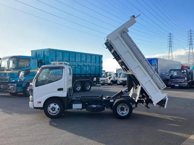 HINO DUTRO 2023 Image 31