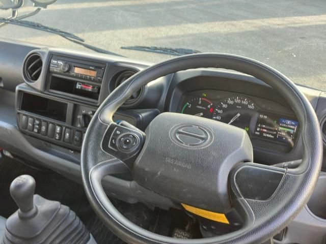 HINO DUTRO 2023 Image 31