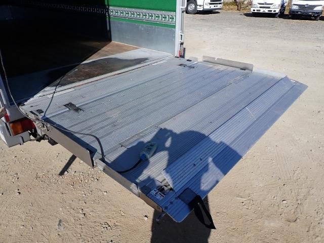 HINO DUTRO 2018 Image 31