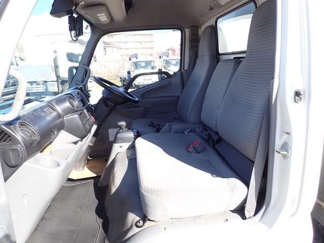 HINO DUTRO 2018 Image 31