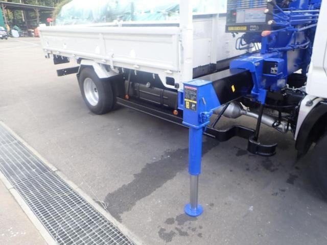 HINO DUTRO 2012 Image 31