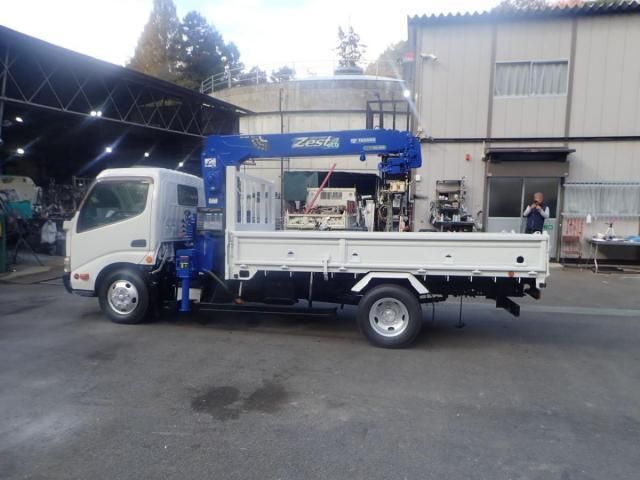 HINO DUTRO 2012 Image 31