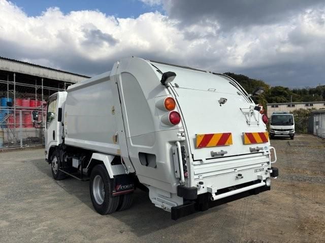ISUZU ELF 2016 Image 31