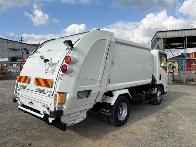ISUZU ELF 2016 Image 31