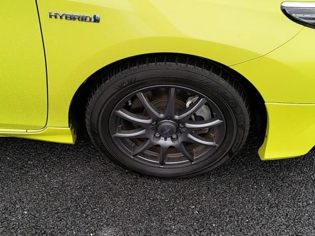 TOYOTA AURIS HYBRID 2016 Image 31