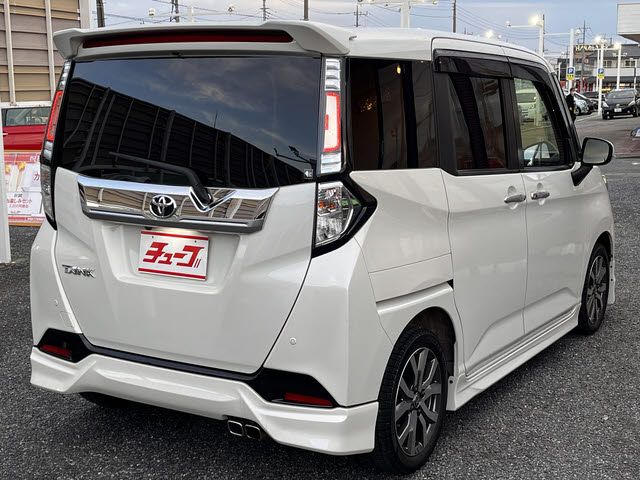 TOYOTA TANK 2018 Image 31