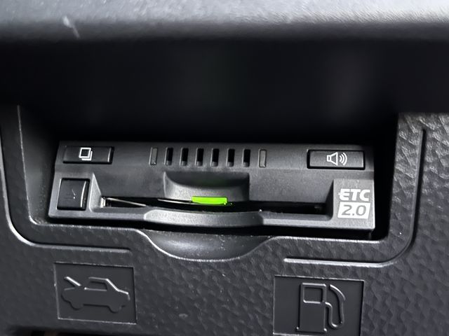 TOYOTA TANK 2018 Image 31