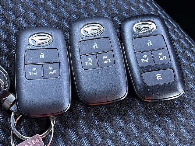 DAIHATSU TANTO CUSTOM 2023 Image 31