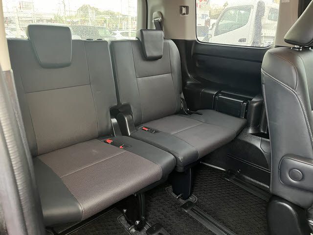 TOYOTA ESQUIRE 2017 Image 31