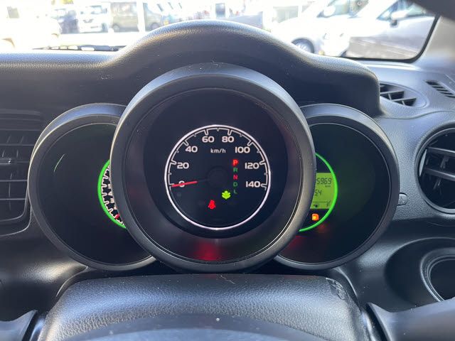 HONDA N BOX 2015 Image 31