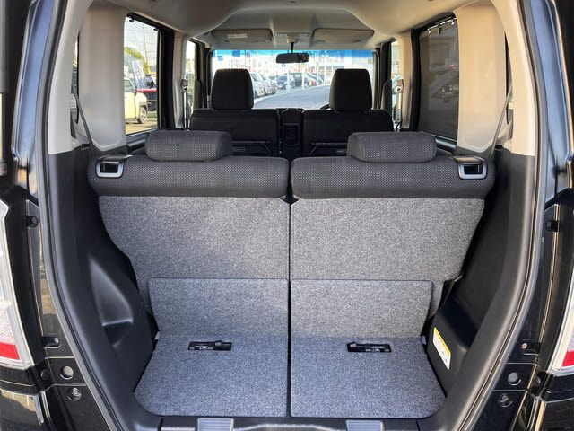 HONDA N BOX 2015 Image 31