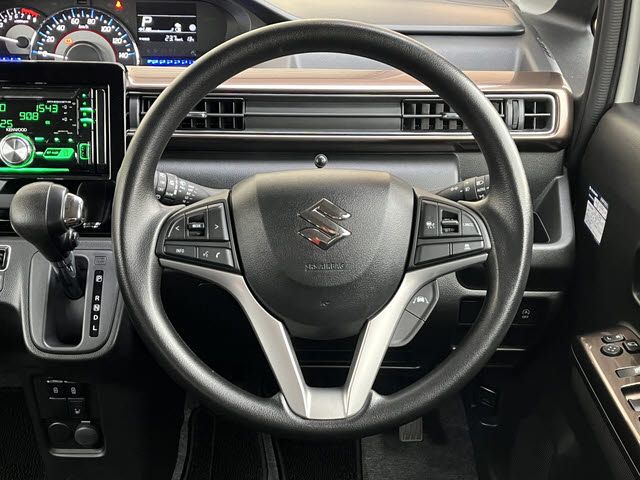 SUZUKI WAGON R CUSTOM Z 2023 Image 31