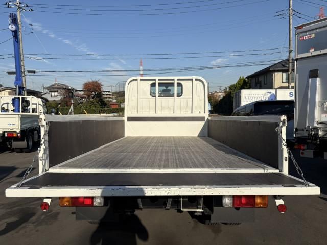 HINO DUTRO 2020 Image 31