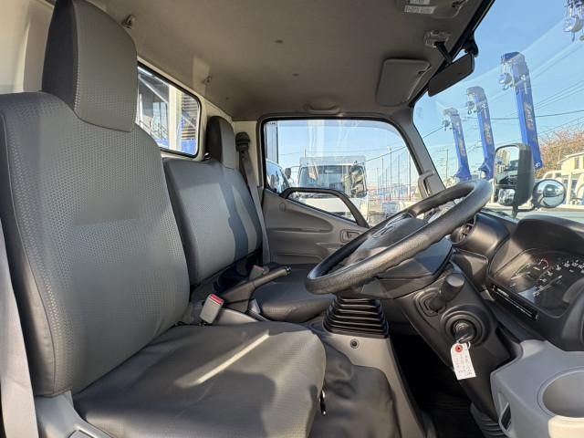 HINO DUTRO 2020 Image 31