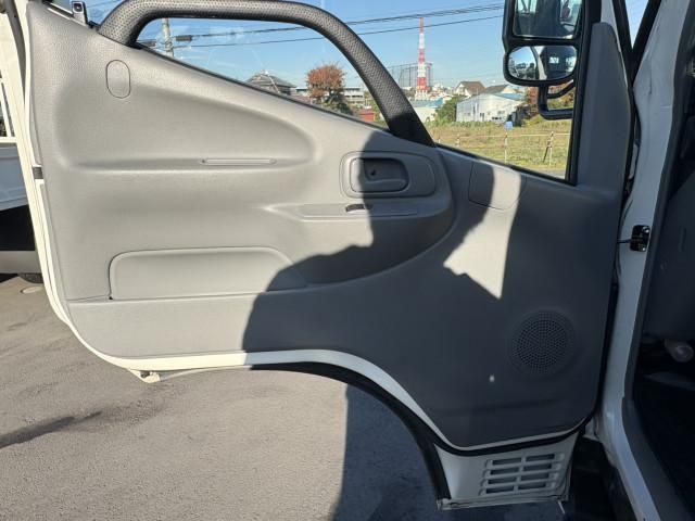 HINO DUTRO 2020 Image 31