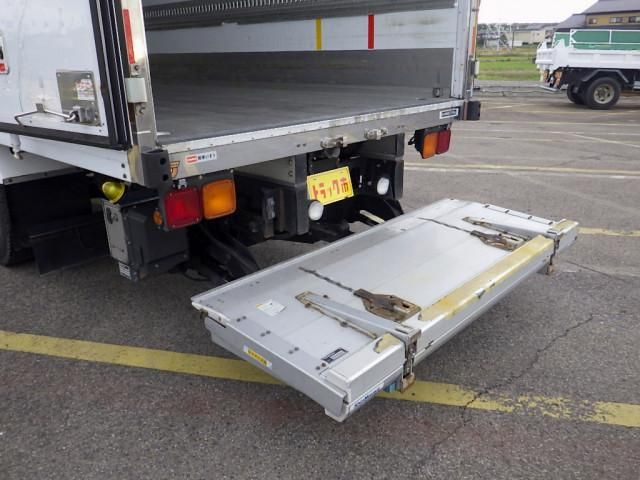 ISUZU FORWARD 2018 Image 31