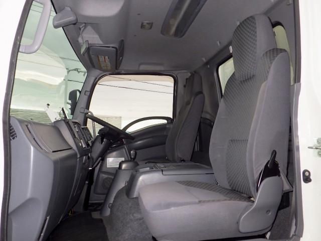 ISUZU FORWARD 2018 Image 31