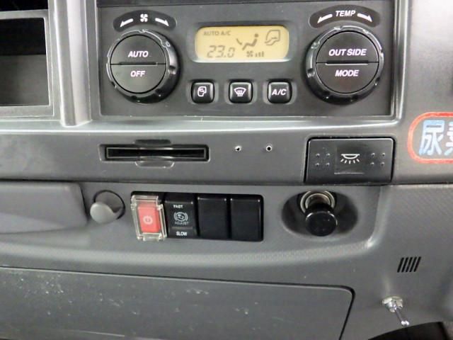 ISUZU FORWARD 2018 Image 31