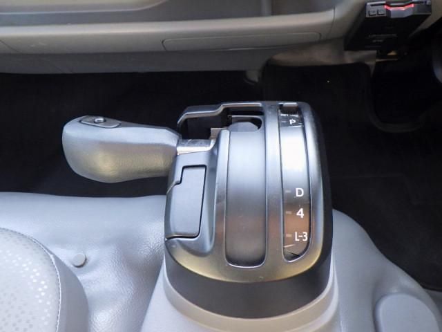 HINO DUTRO 2017 Image 31