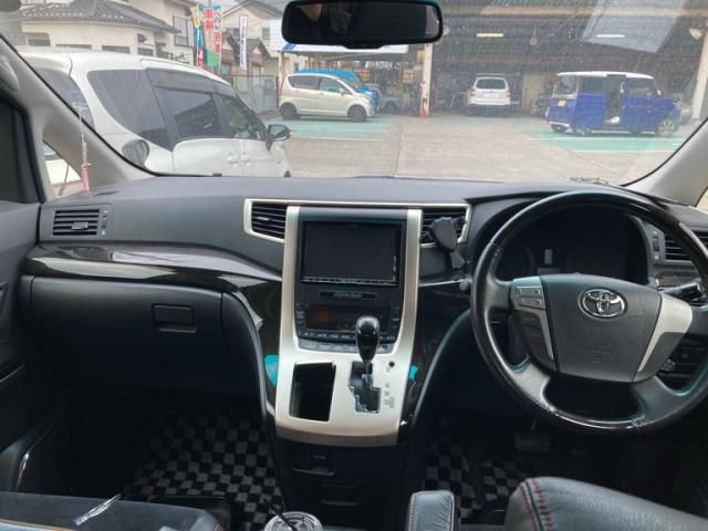 TOYOTA VELLFIRE 2012 Image 31