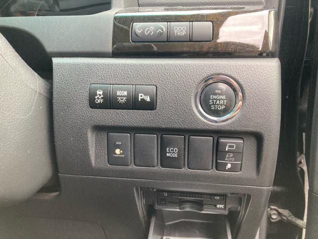 TOYOTA VELLFIRE 2012 Image 31