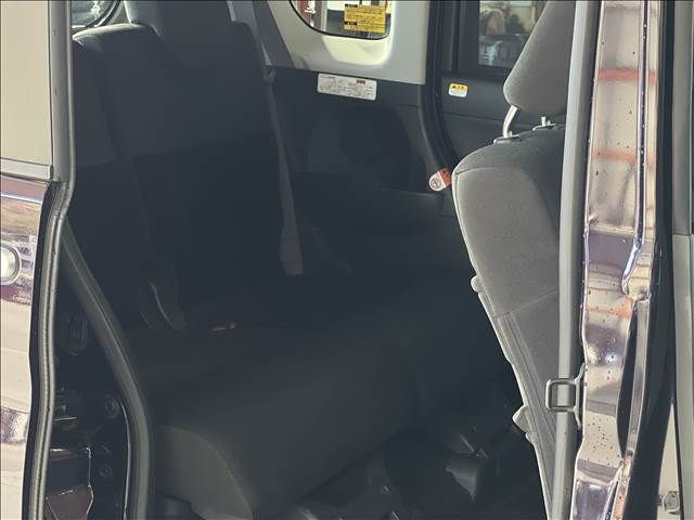 DAIHATSU TANTO CUSTOM 2015 Image 31