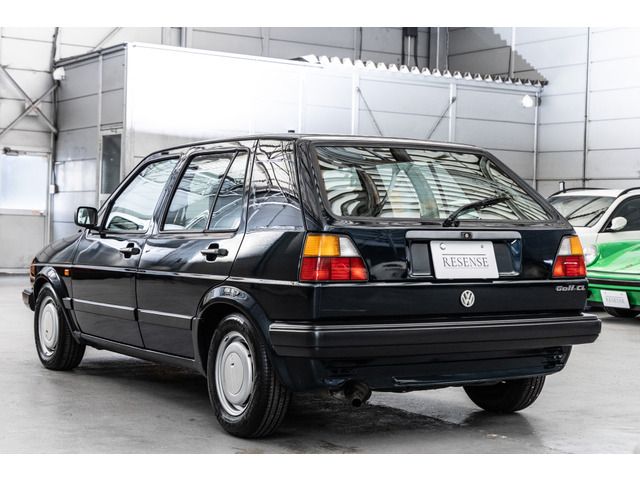 VOLKSWAGEN GOLF 1990 Image 31