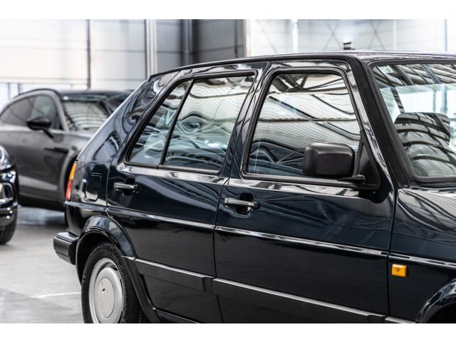 VOLKSWAGEN GOLF 1990 Image 31