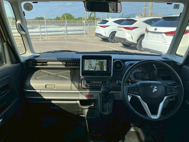 SUZUKI SPACIA GEAR 2022 Image 31