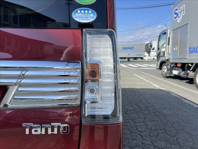 DAIHATSU TANTO CUSTOM 2017 Image 31