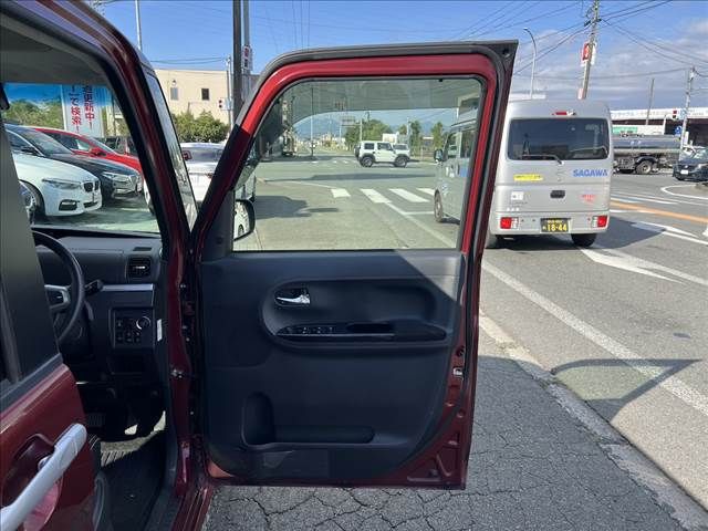 DAIHATSU TANTO CUSTOM 2017 Image 31