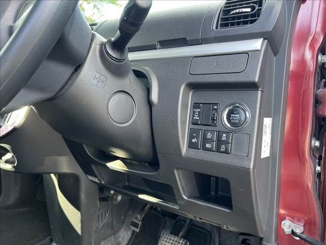 DAIHATSU TANTO CUSTOM 2017 Image 31