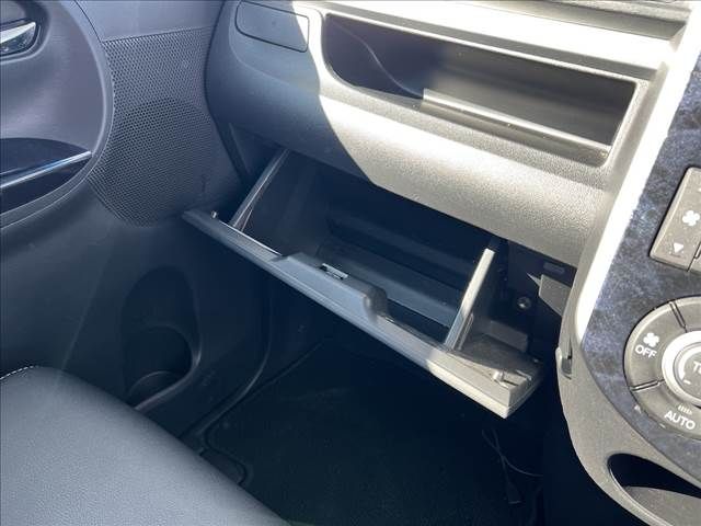 DAIHATSU TANTO CUSTOM 2017 Image 31