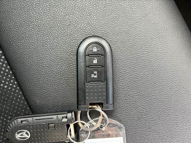 DAIHATSU TANTO CUSTOM 2017 Image 31