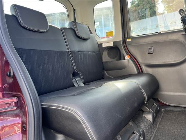 DAIHATSU TANTO CUSTOM 2017 Image 31