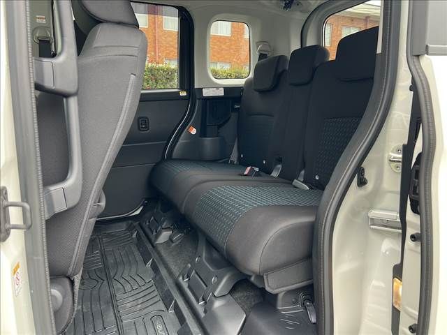 TOYOTA ROOMY 2024 Image 31