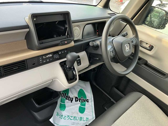 HONDA N BOX 2024 Image 31