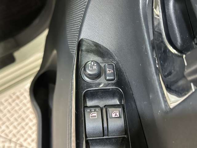 DAIHATSU TANTO CUSTOM 2014 Image 31