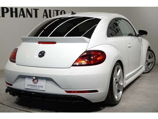 VOLKSWAGEN THE BEETL 2017 Image 31