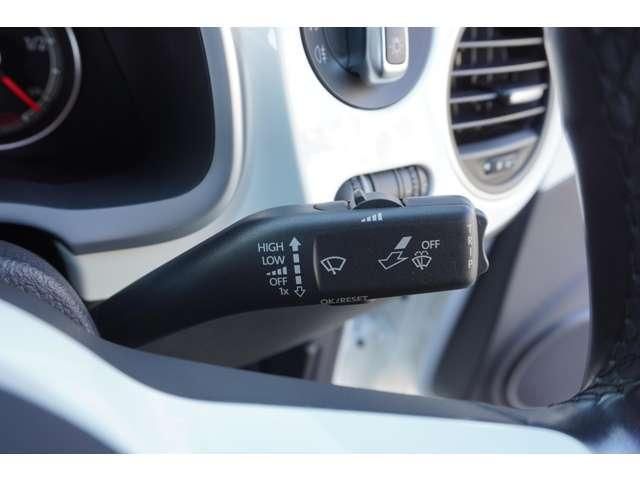 VOLKSWAGEN THE BEETL 2017 Image 31