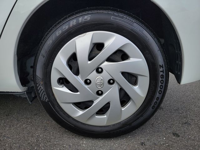 TOYOTA AQUA 2015 Image 31