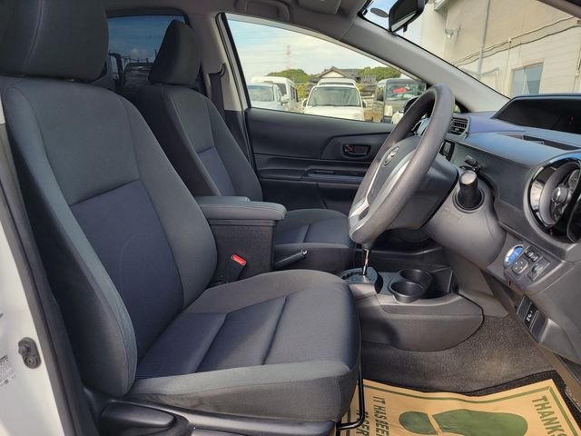 TOYOTA AQUA 2015 Image 31