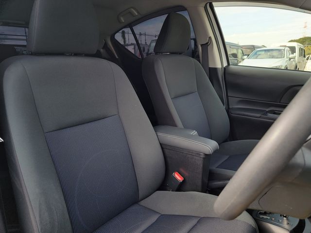 TOYOTA AQUA 2015 Image 31